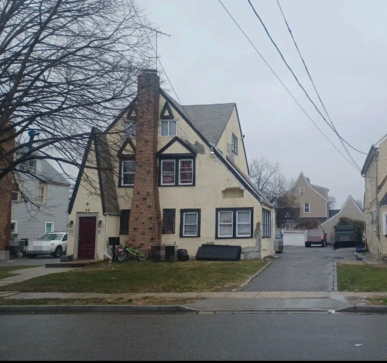 Cornwall Ln, Hempstead, NY 11550