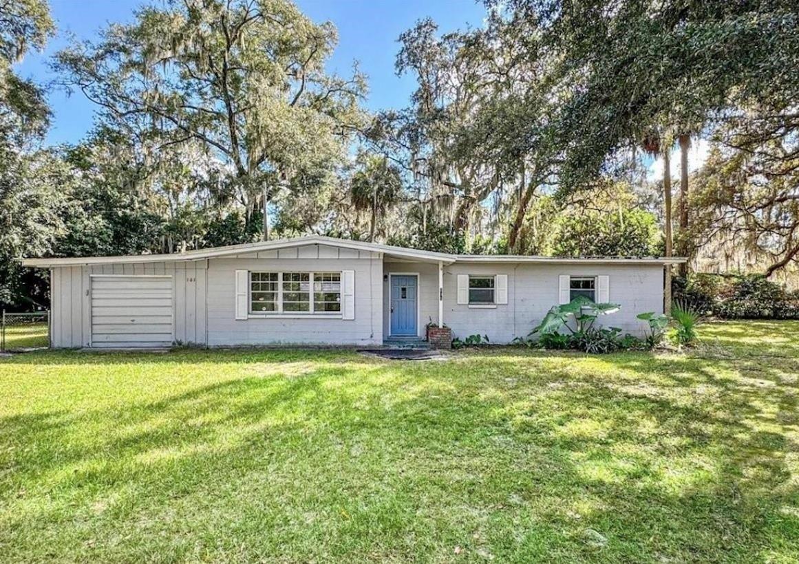 Silver Lake Ter, Palatka, FL 32177