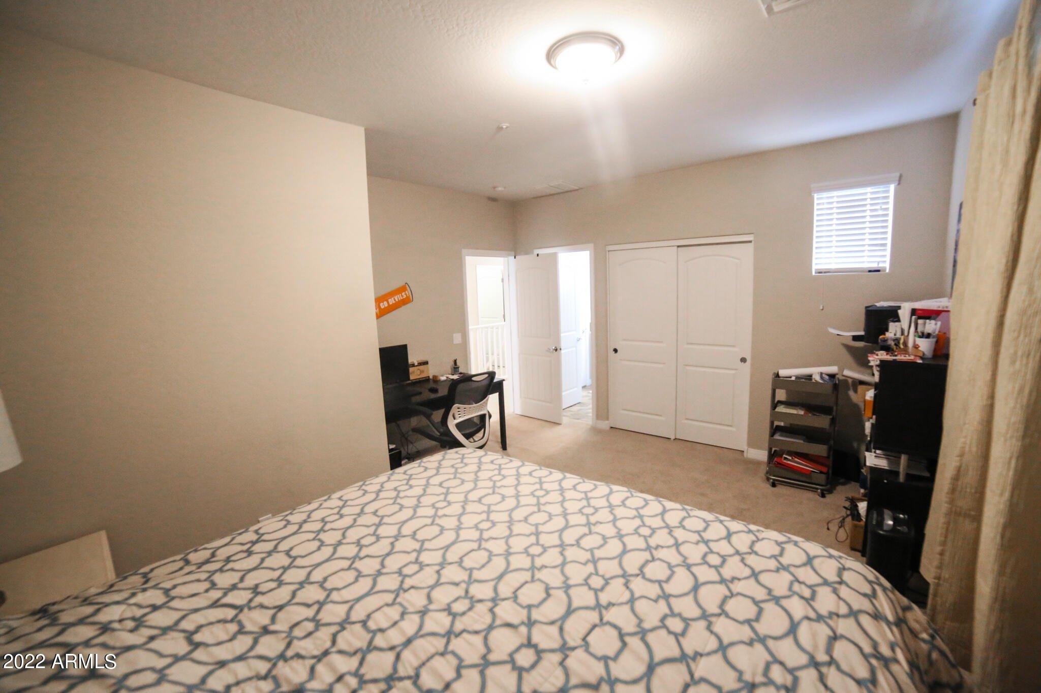 E Indigo St, Gilbert, AZ 85298