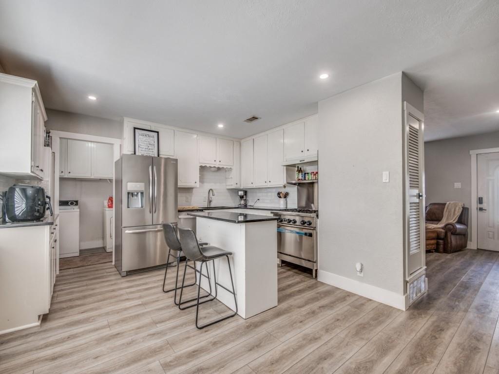W Huitt Ln, Euless, TX 76040