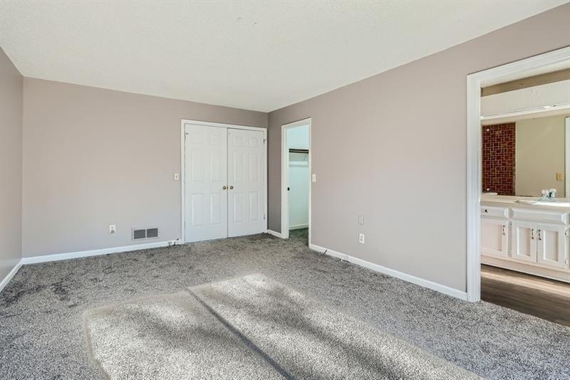 Dogwood Ter, Marietta, GA 30066