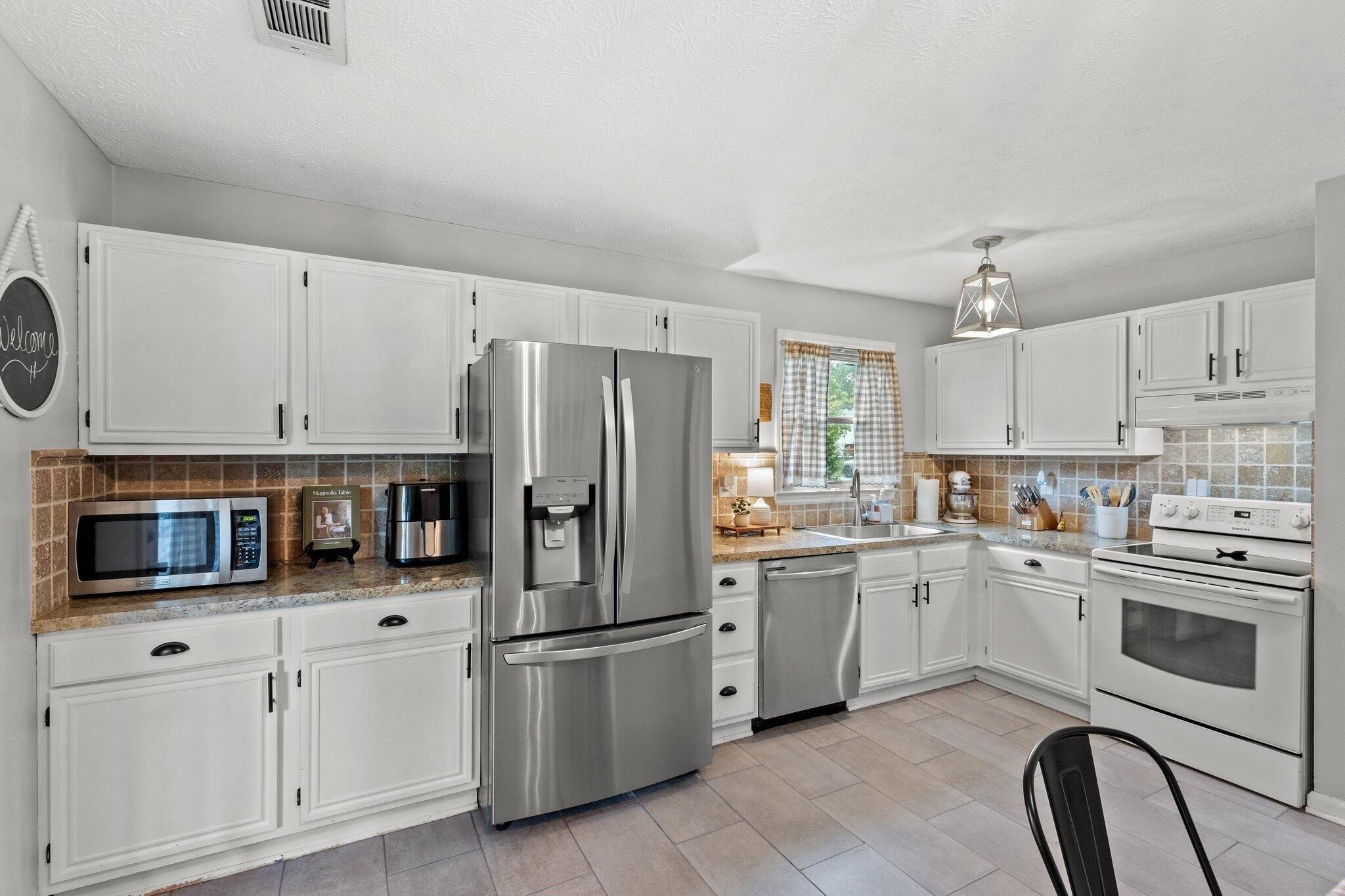 Overview Dr, Lexington, KY 40514