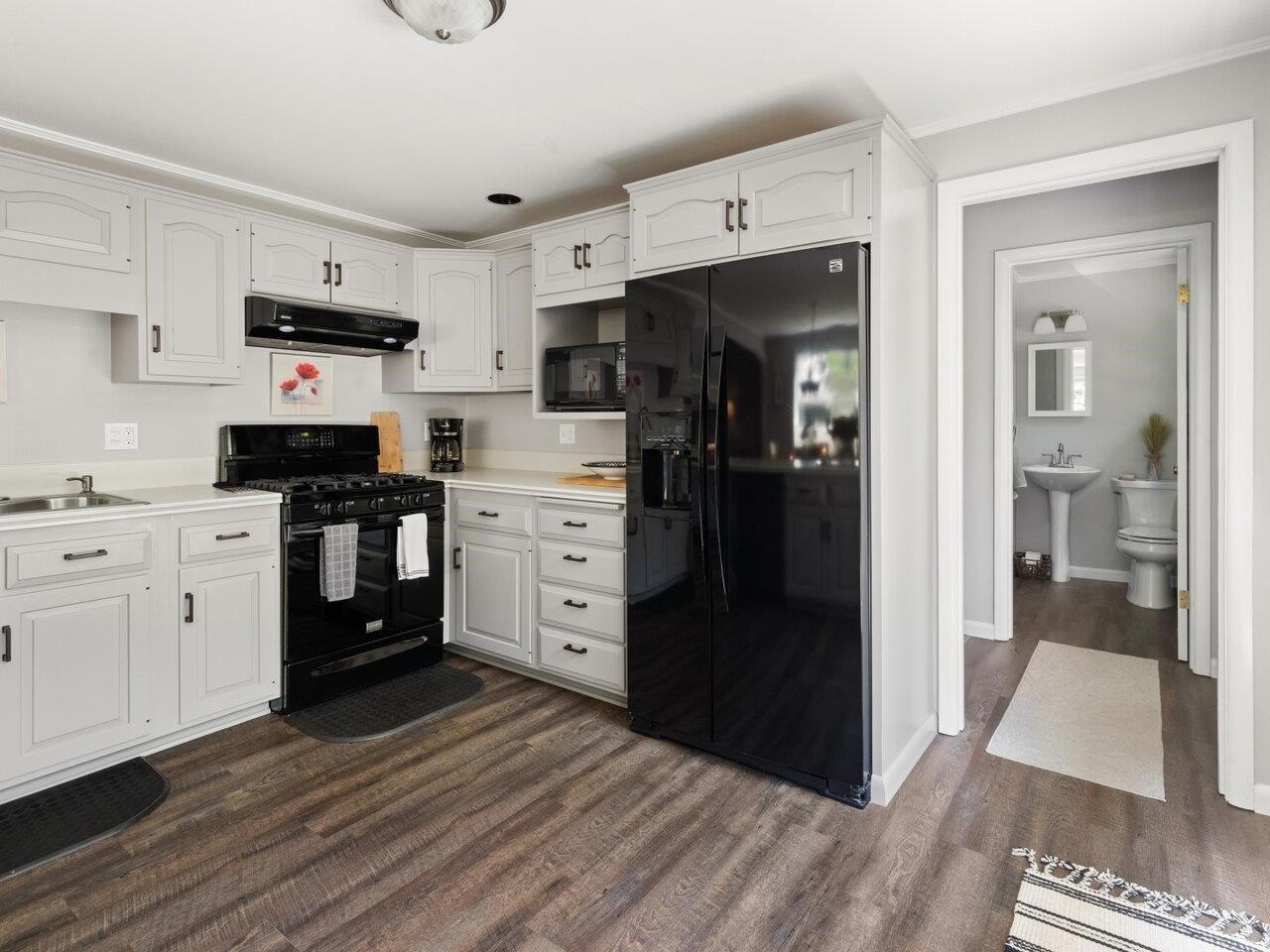 Crescent Rd, Burlington, VT 05401