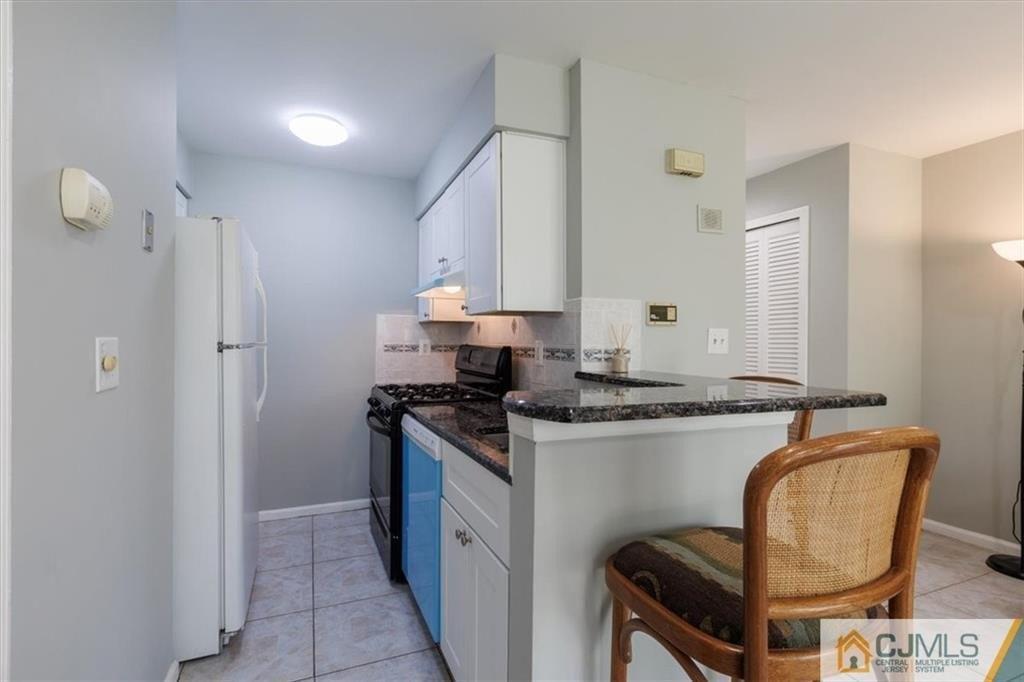 Longfield Ct, East Brunswick, NJ 08816