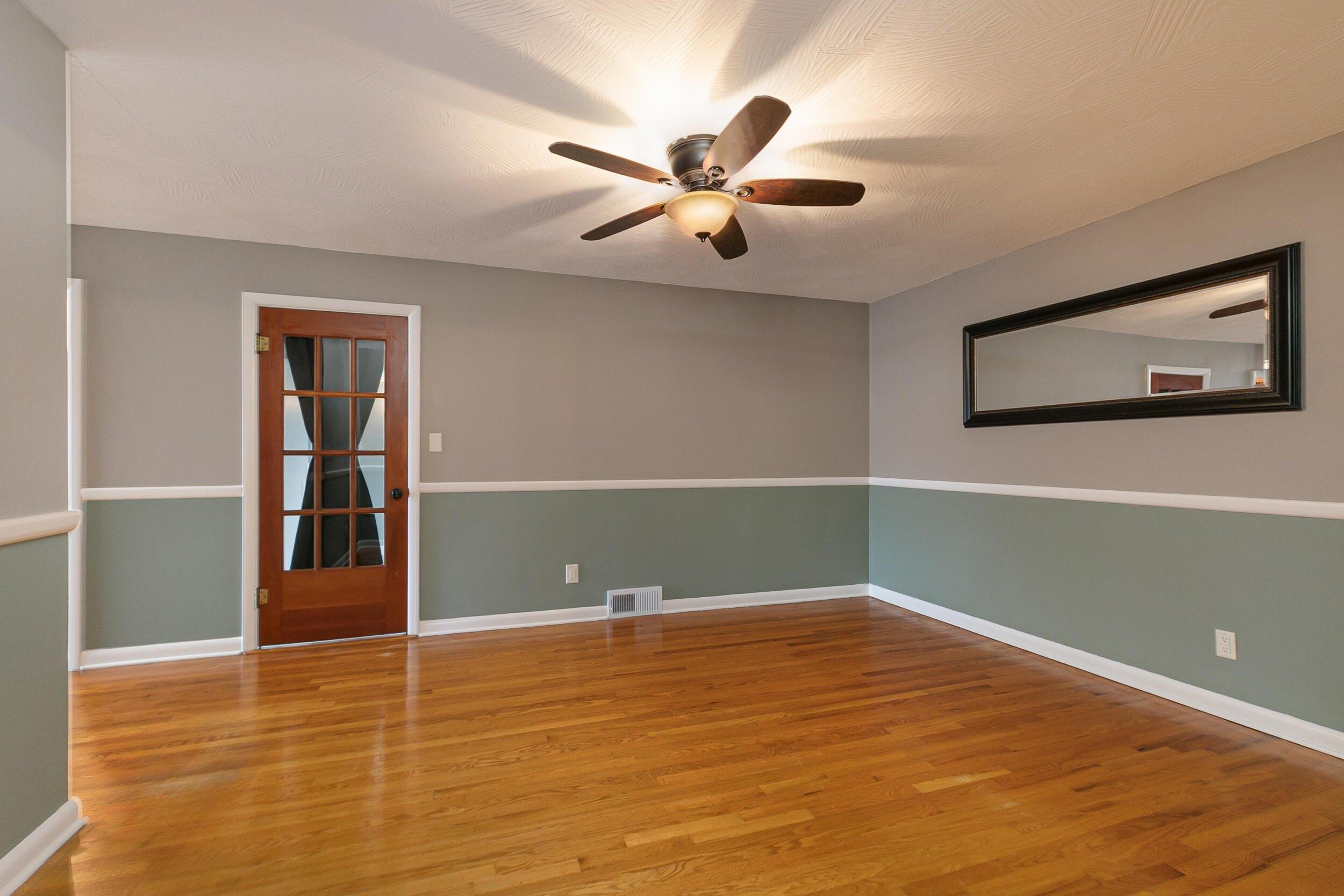 S Fairway Ave, Springfield, MO 65804
