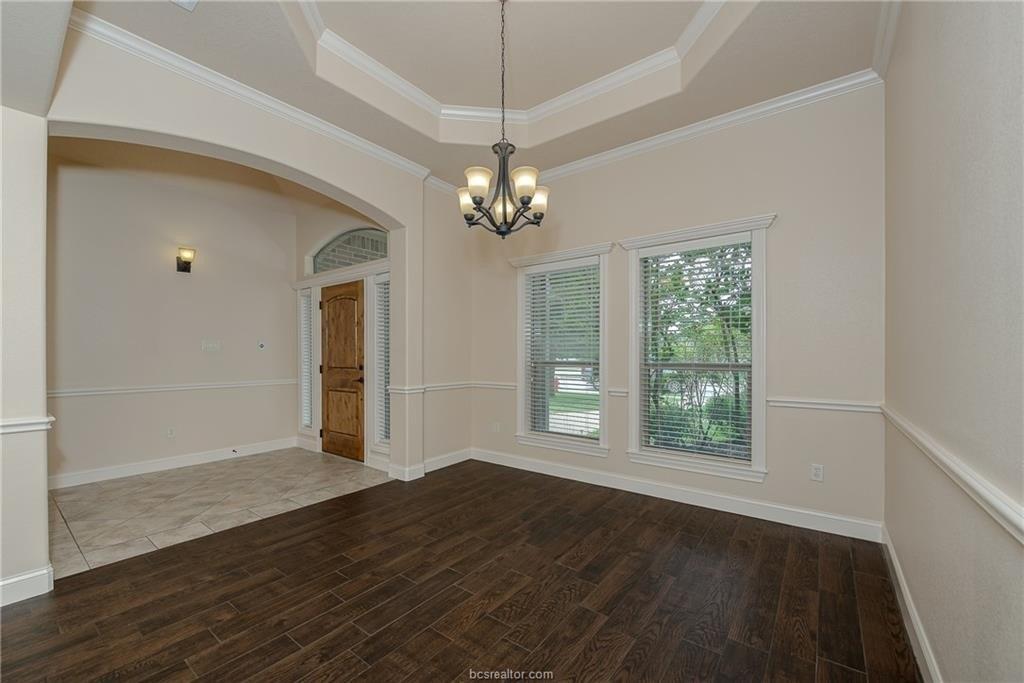Ambrose Ct, Bryan, TX 77808