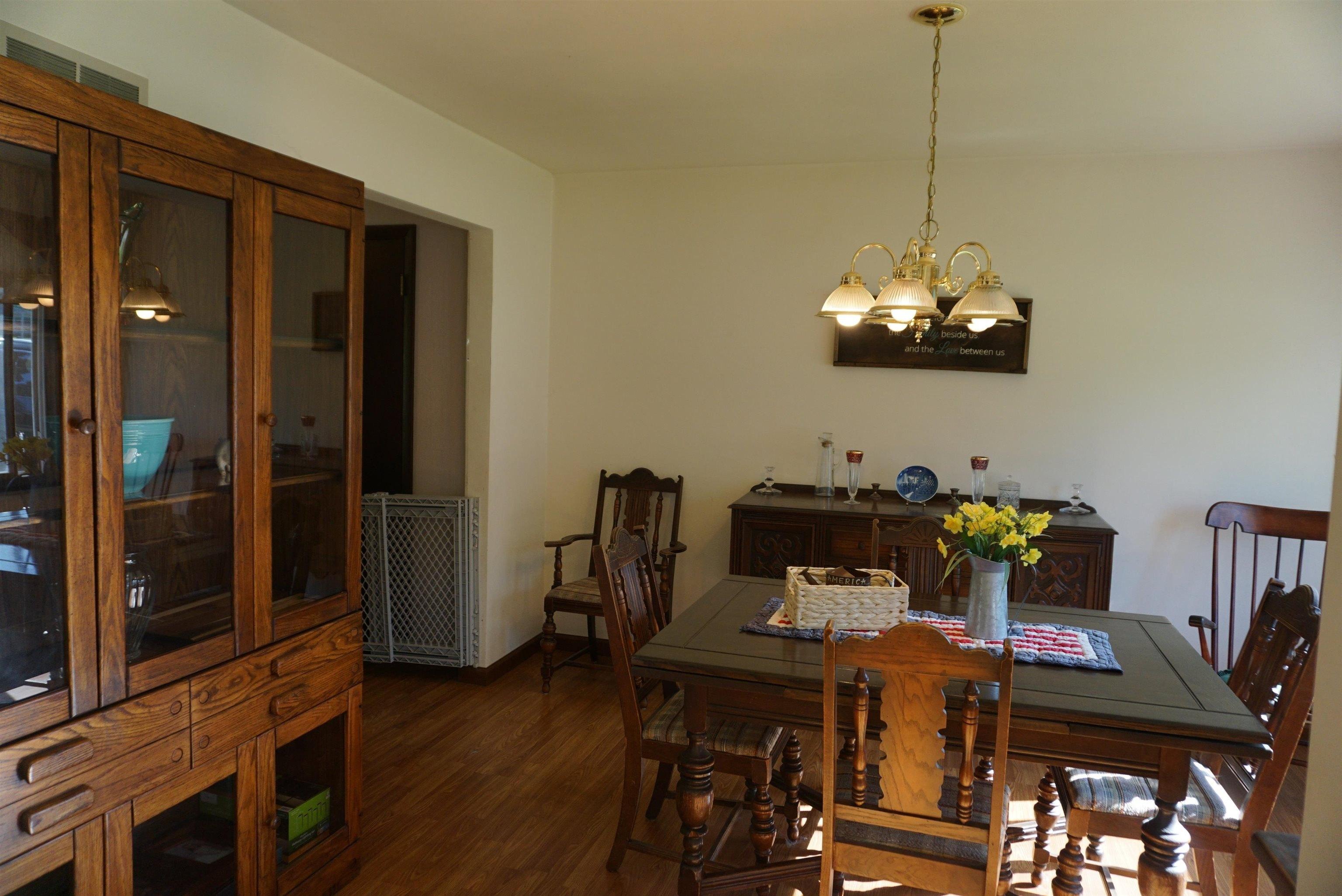 Carriage Hill Ln, Freeport, IL 61032