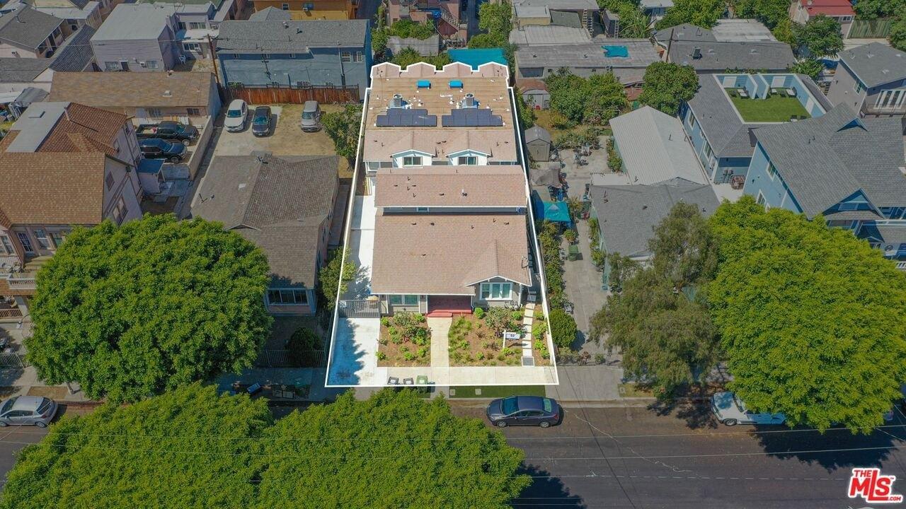 W 25th St, Los Angeles, CA 90007