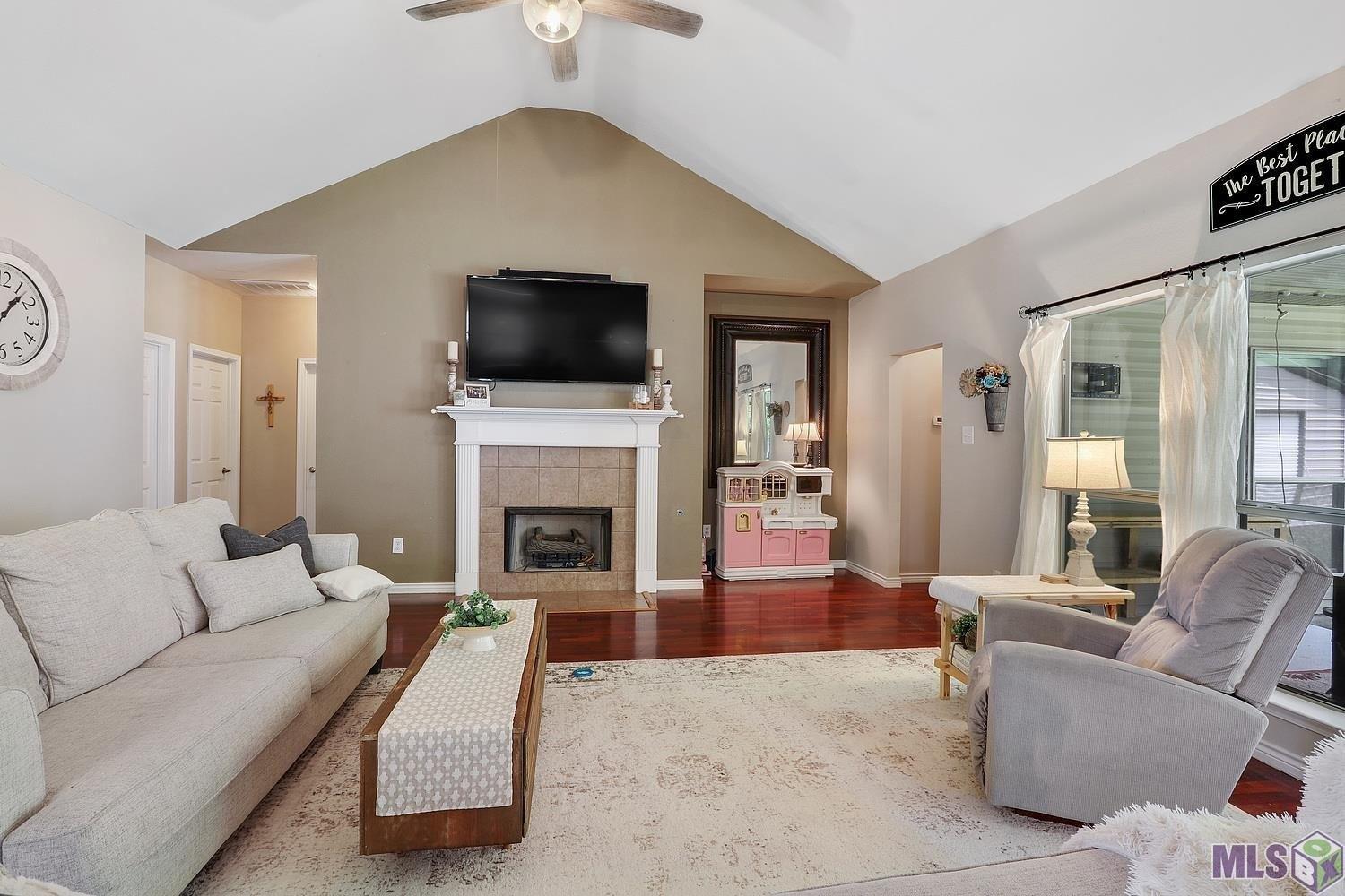 Avoyelles Ave, Denham Springs, LA 70726