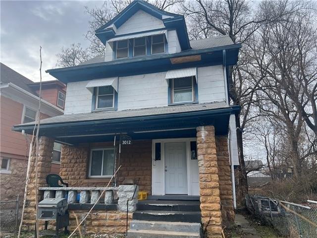 College Ave, Kansas City, MO 64128