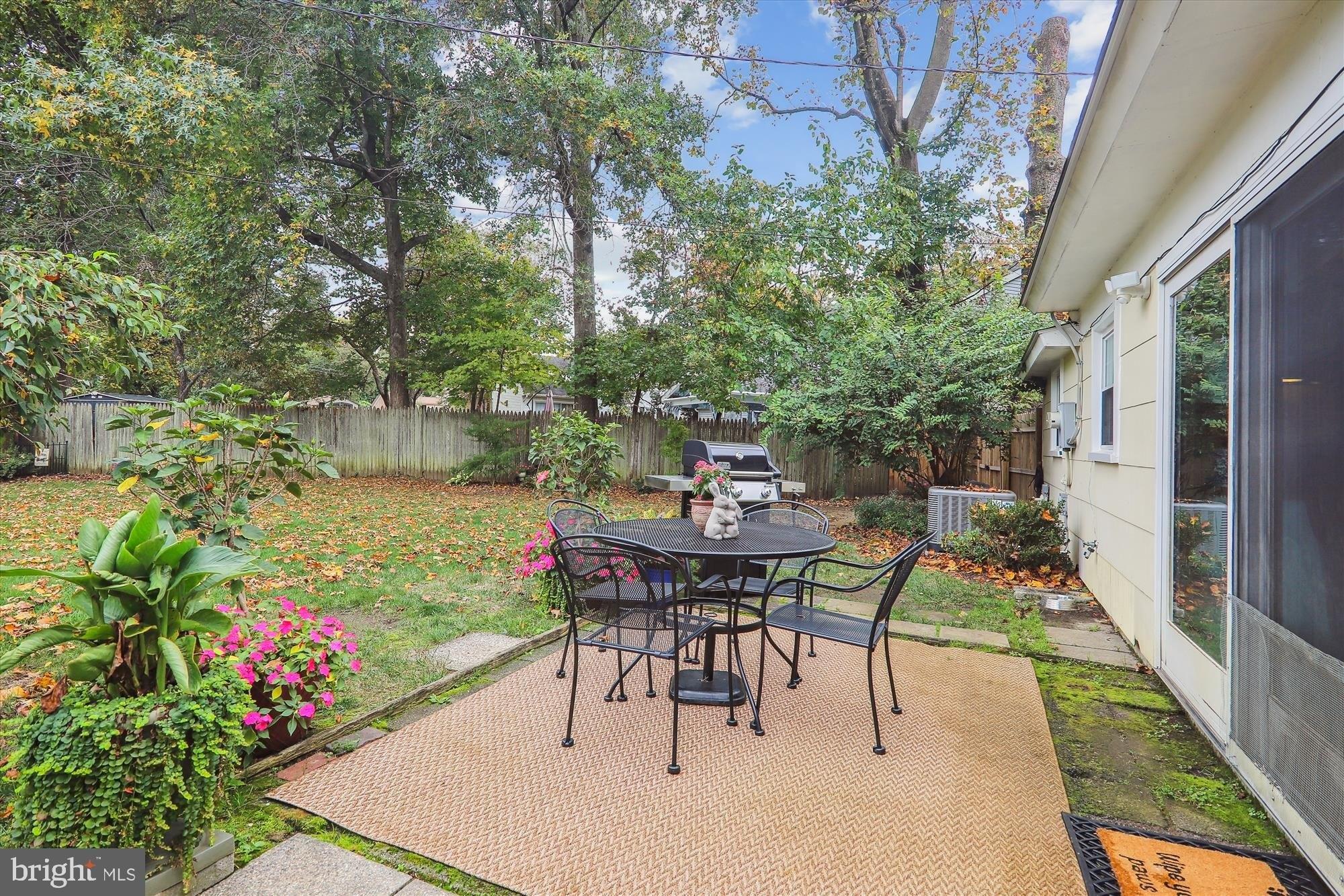 Twisting Ln, Bowie, MD 20715