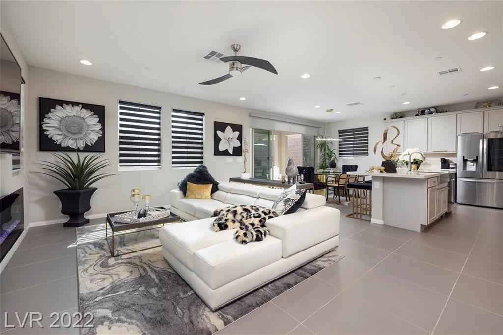 Lilla Rosa St, Henderson, NV 89011