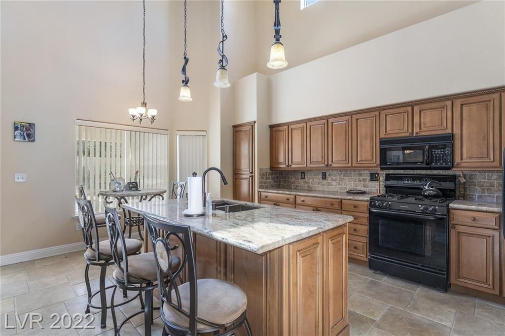 Rolling Rock Dr, Las Vegas, NV 89123