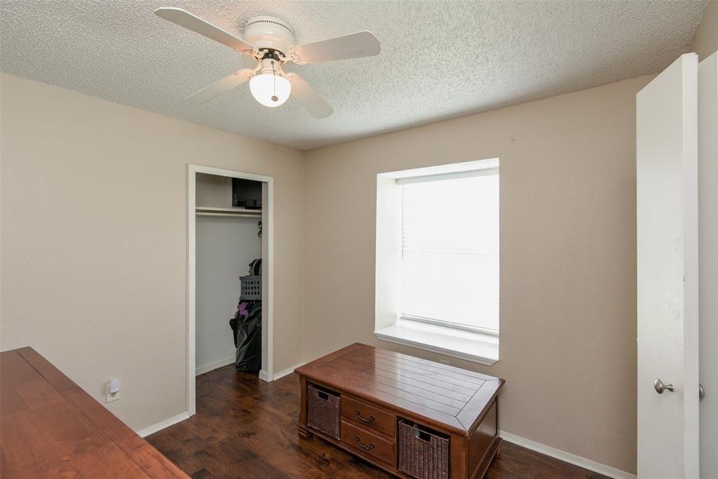 Whitley Rd, Haltom City, TX 76148