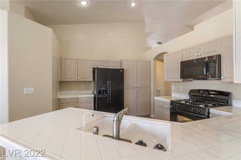 Coral Desert Dr, Las Vegas, NV 89123