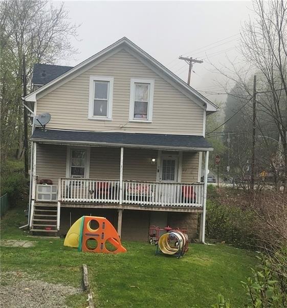 Ivy St, Turtle Creek, PA 15145