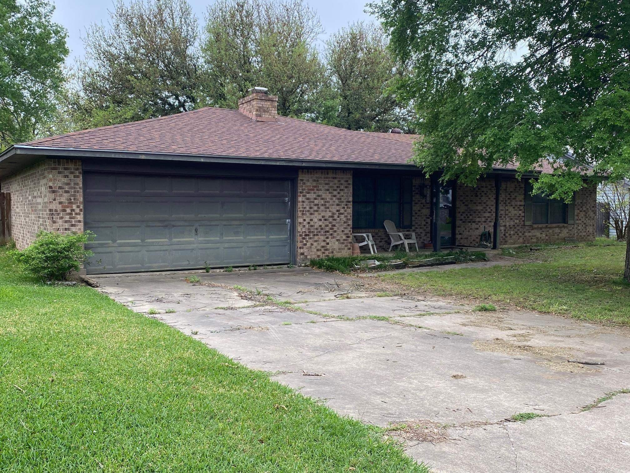 La Villeta St, Mexia, TX 76667