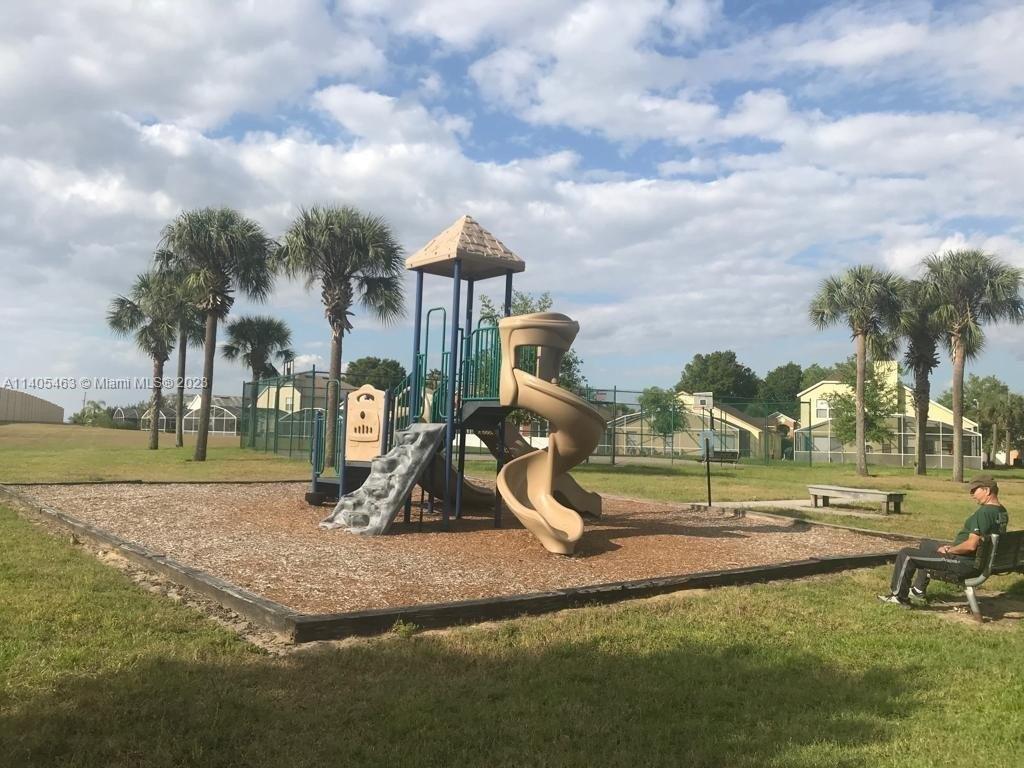 Downing Cir, Davenport, FL 33897