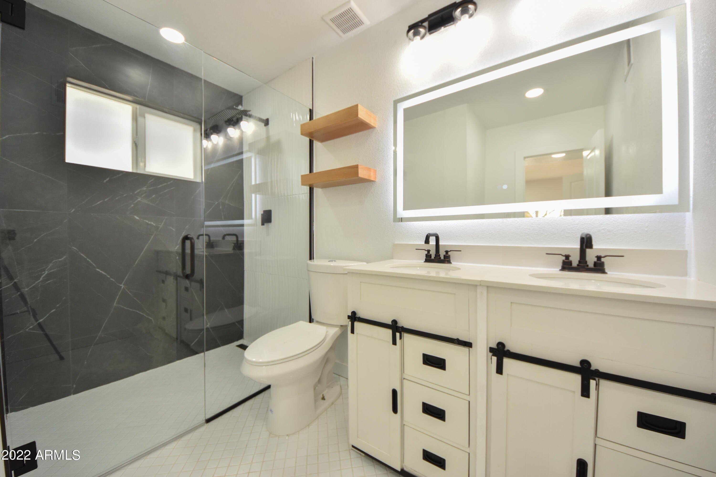 W Amelia Ave, Phoenix, AZ 85031