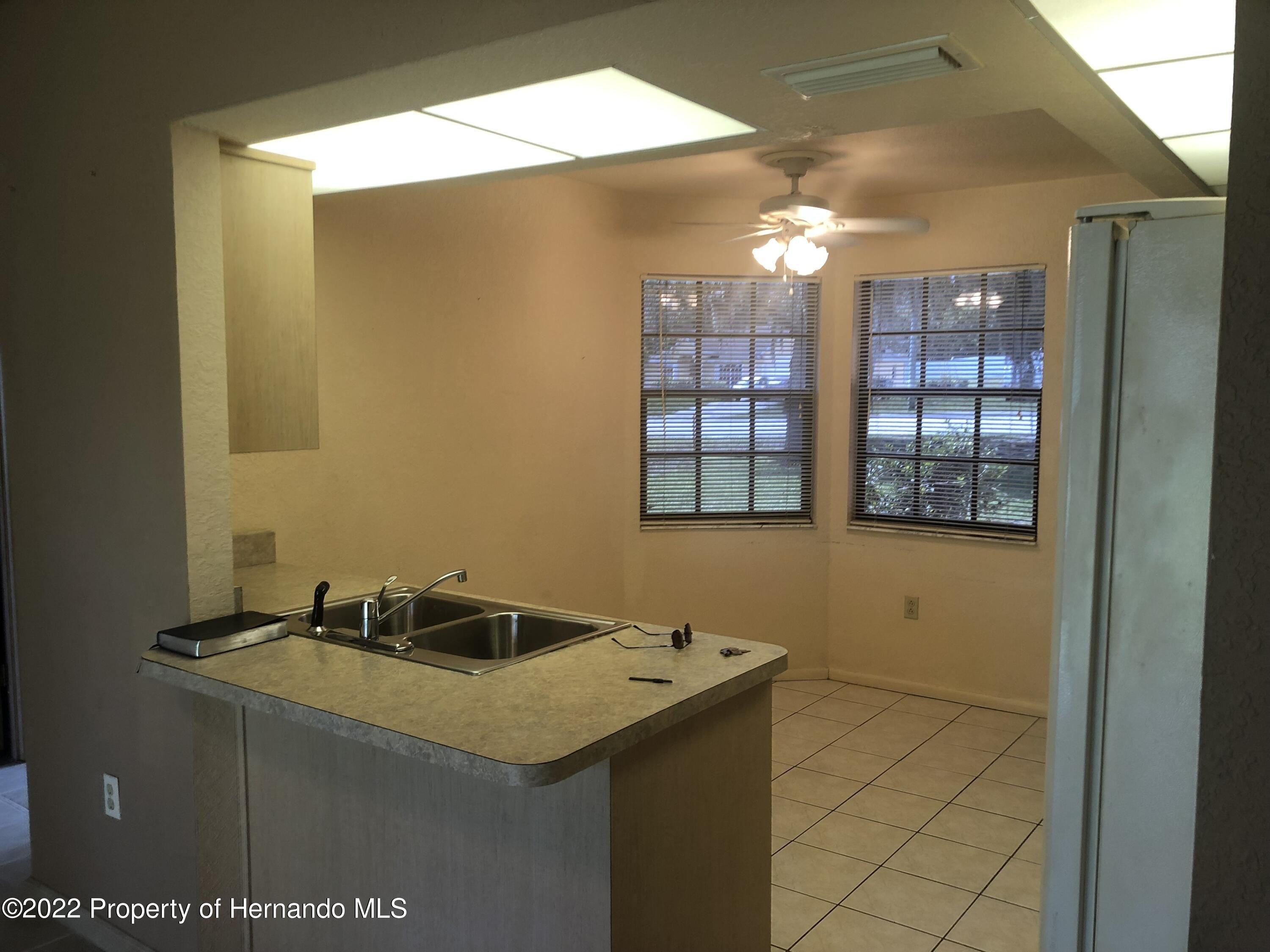 Spring Hill Dr, Spring Hill, FL 34609