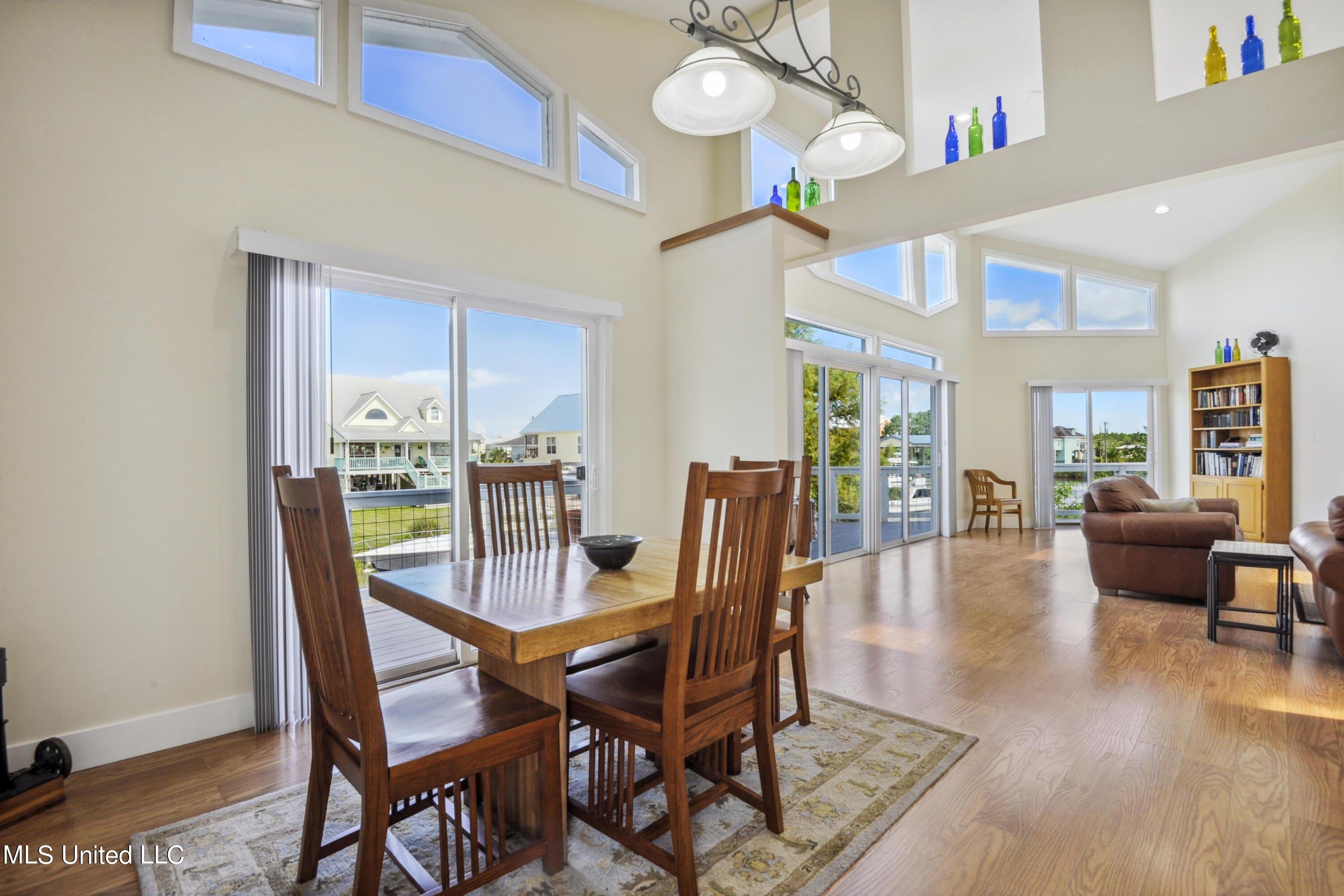 Baffin St, Bay Saint Louis, MS 39520