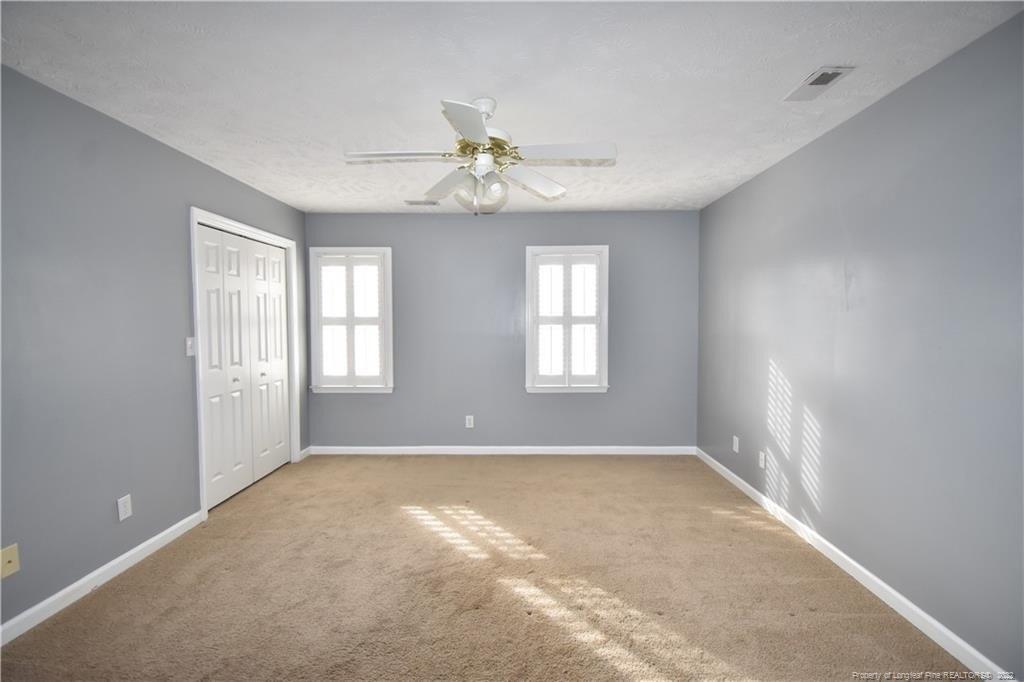 Larkspur Dr, Fayetteville, NC 28311