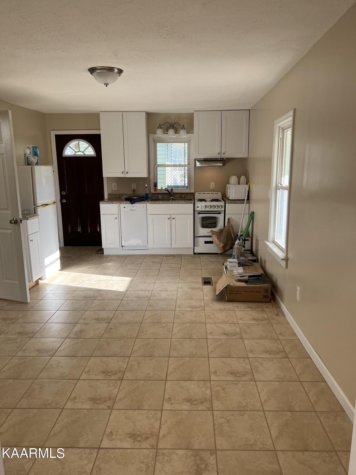 Balfour Ln, Harrogate, TN 37752