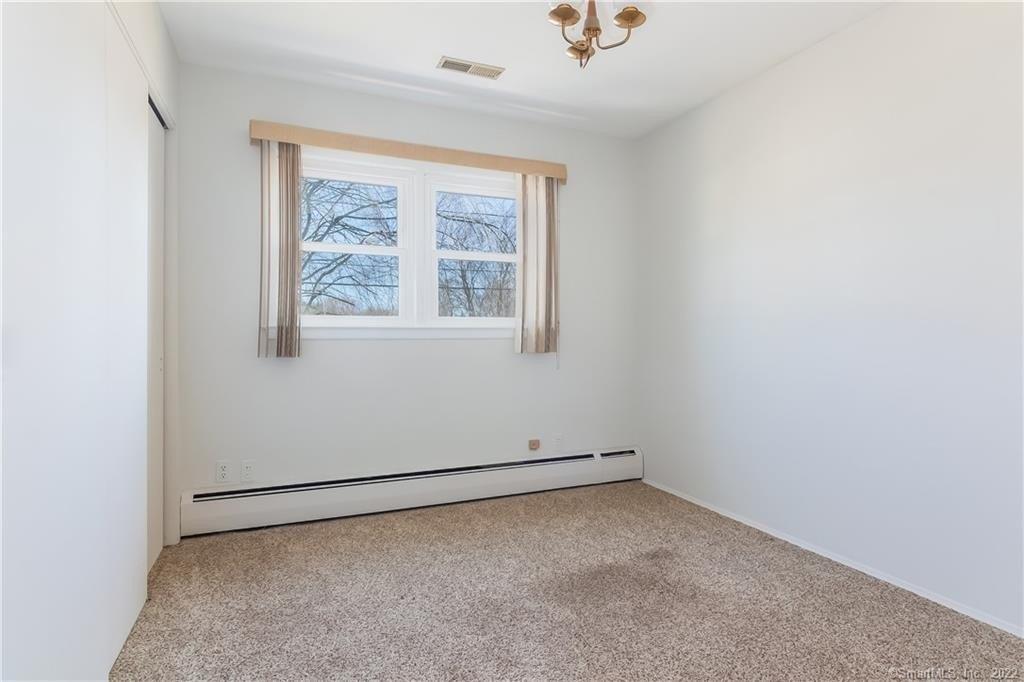 Lent Rd, Hamden, CT 06517