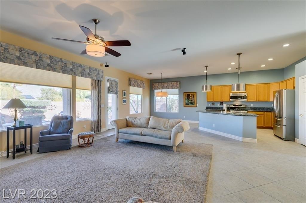 Springer Spaniel Ave, Las Vegas, NV 89131