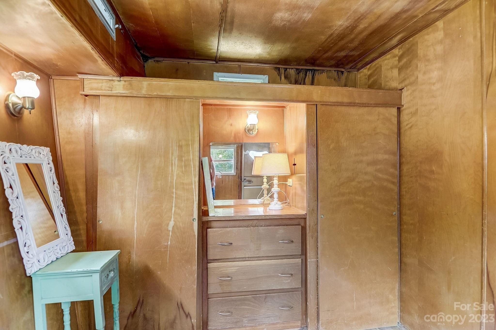 Cruso Rd, Canton, NC 28716