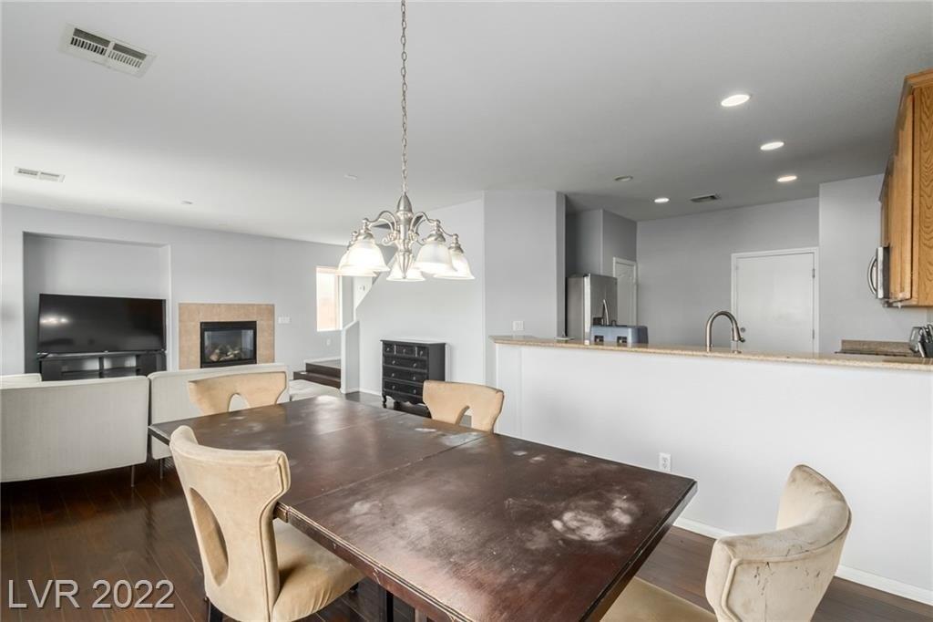 Groom Ave, North Las Vegas, NV 89081