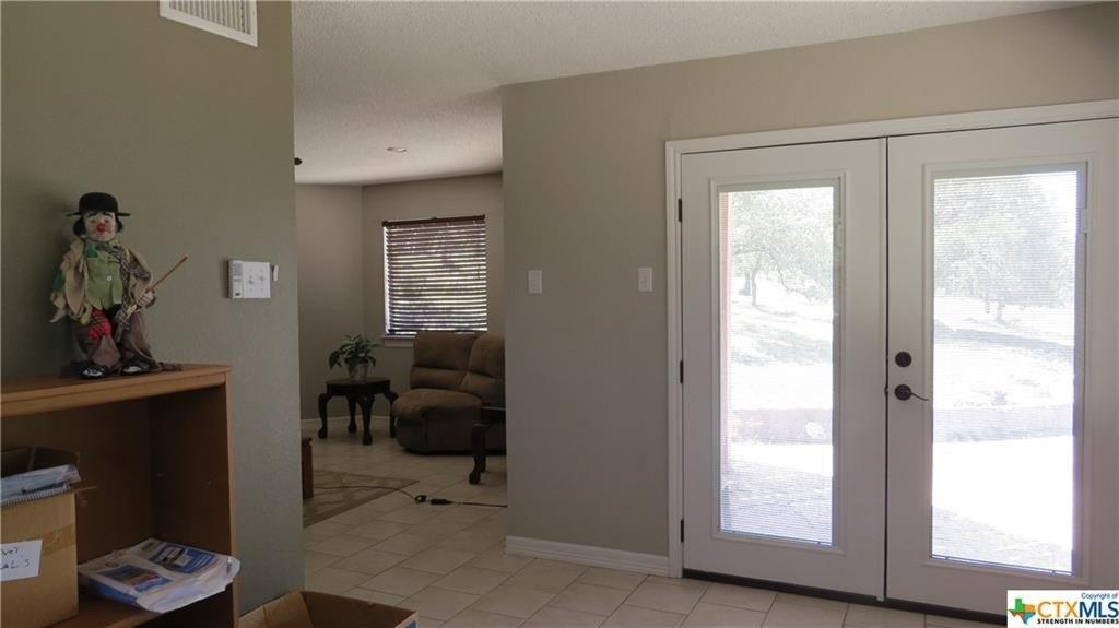 Falconwood Dr, San Marcos, TX 78666