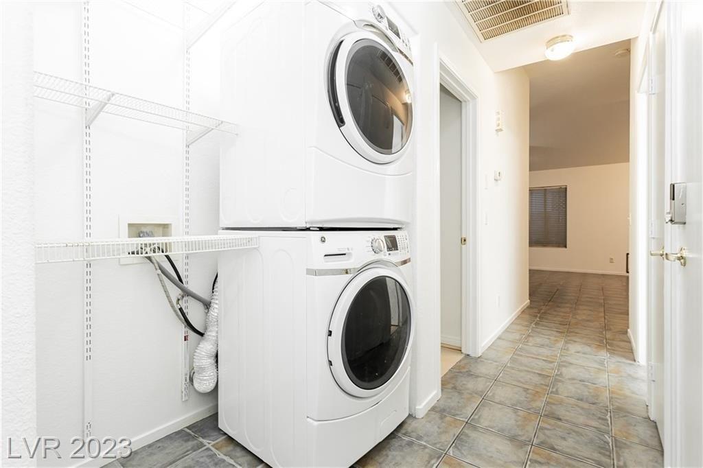 Influential Ct, North Las Vegas, NV 89031