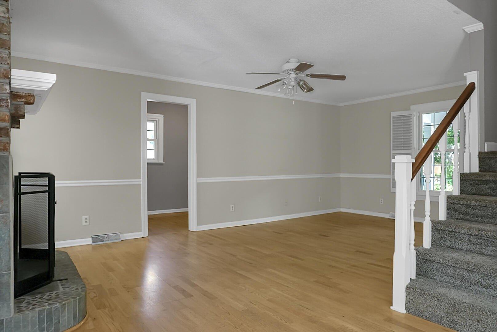Larkspur Ct, Summerville, SC 29485
