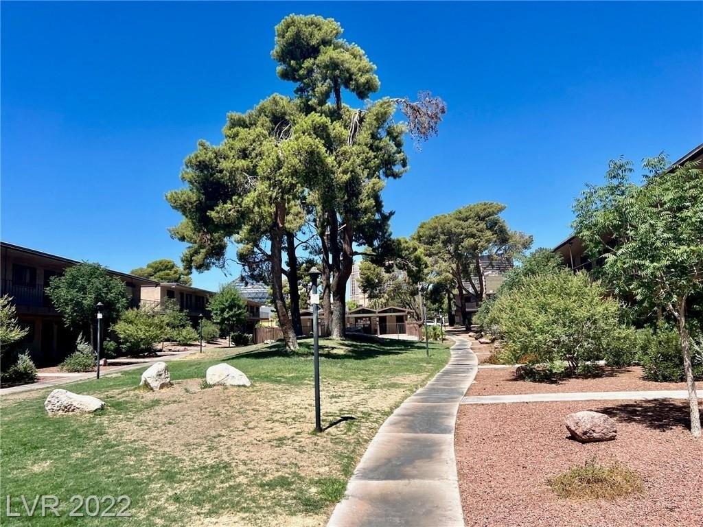 S Royal Crest Cir, Las Vegas, NV 89169
