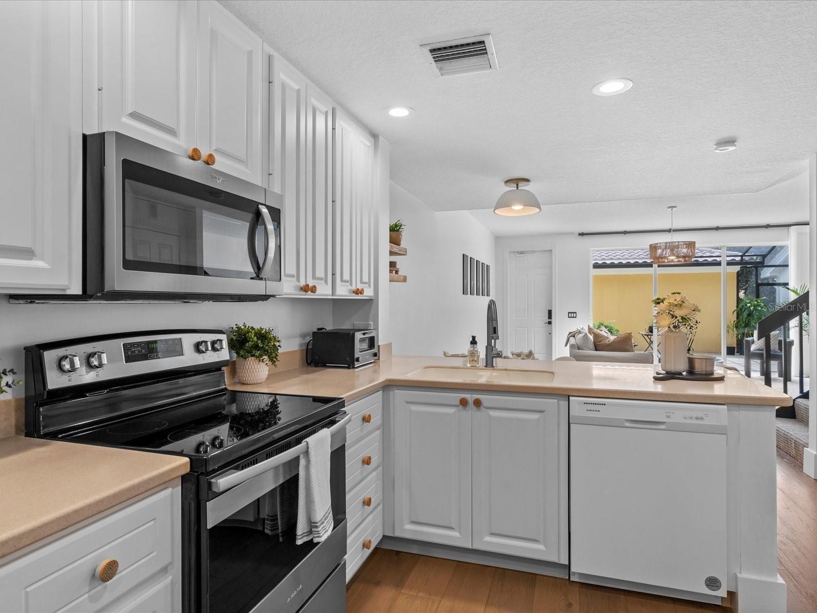 Nautica Dr, Orlando, FL 32827