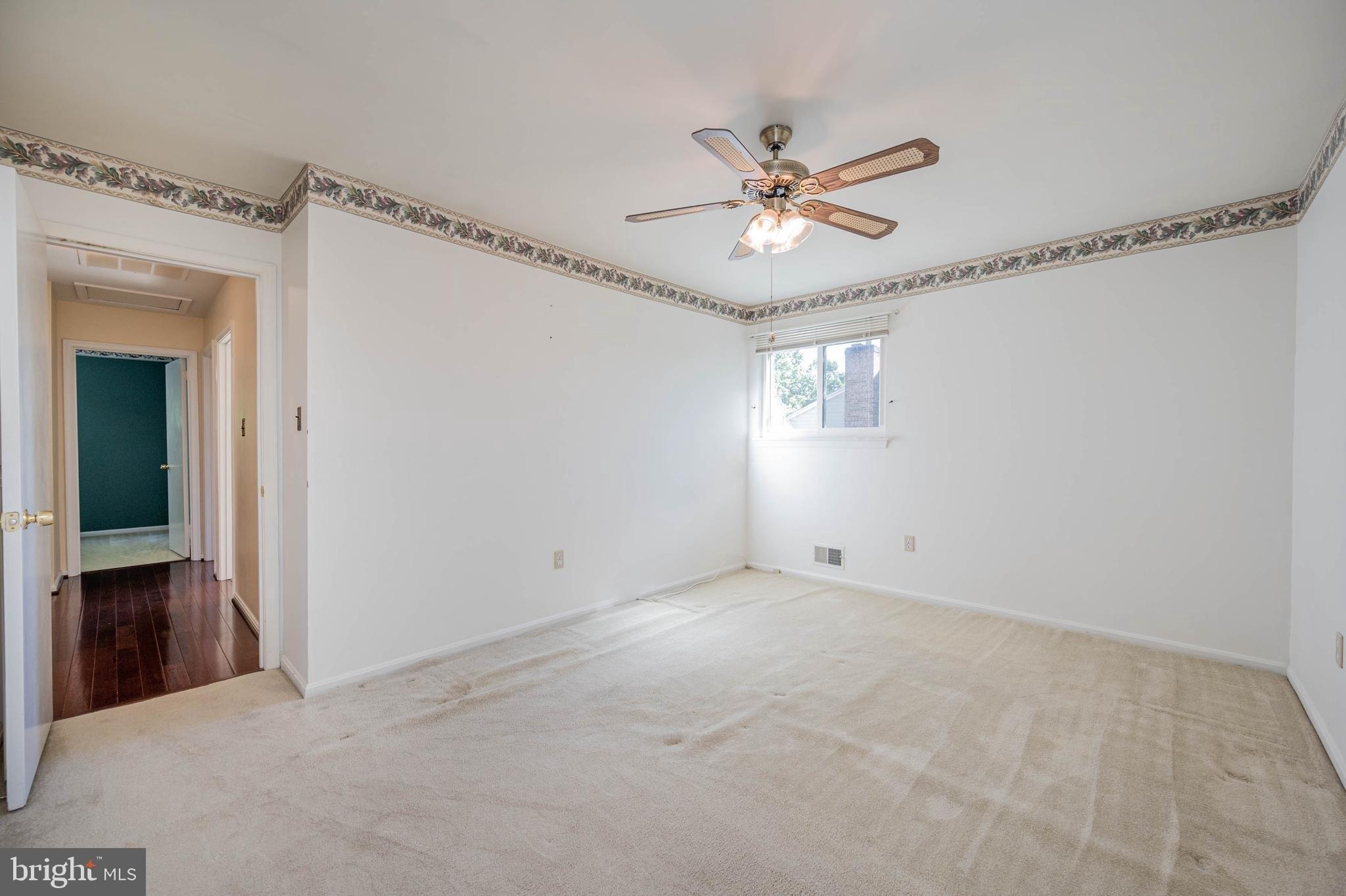 Montague Dr, Laurel, MD 20708