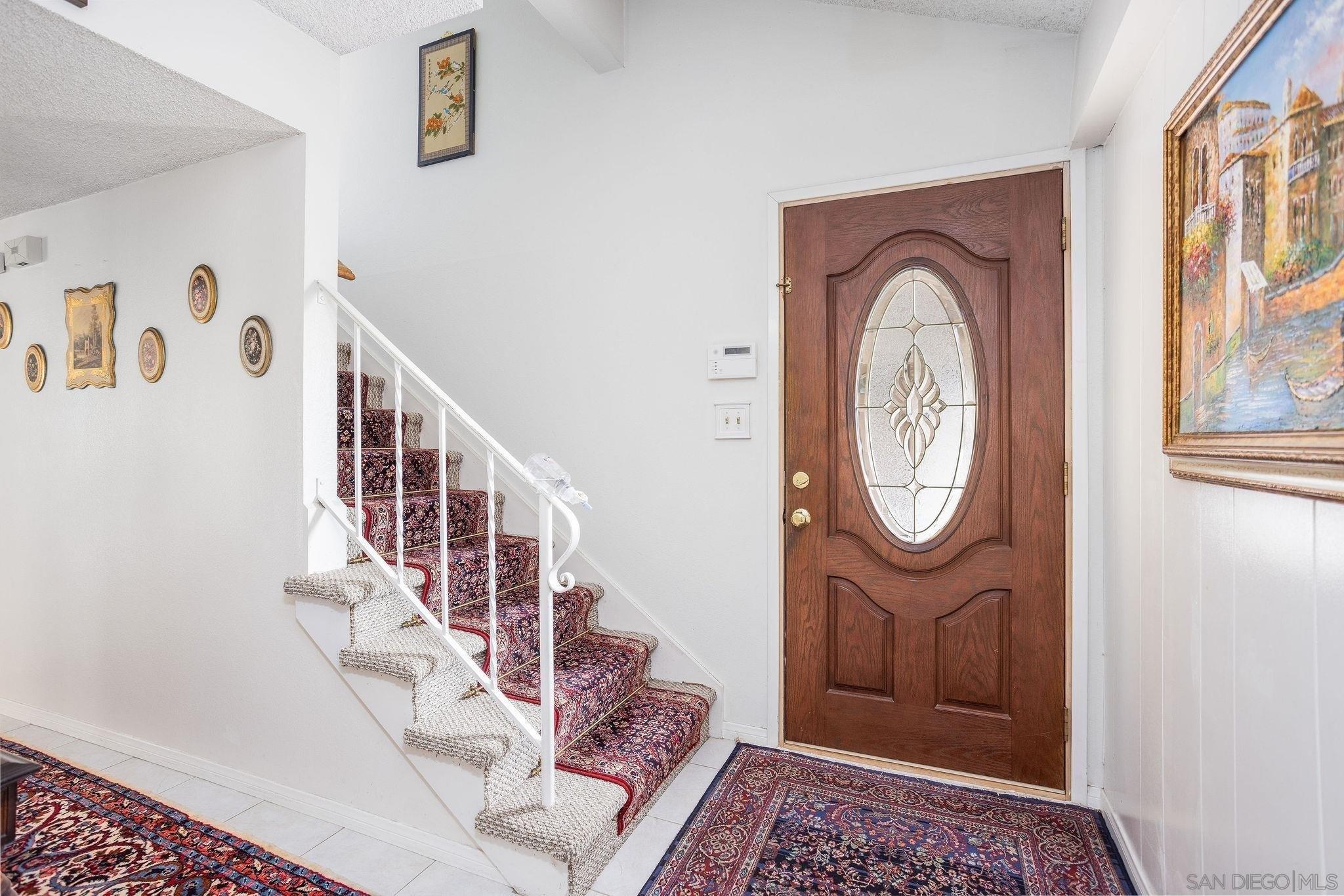 Bobhird Dr, San Diego, CA 92119