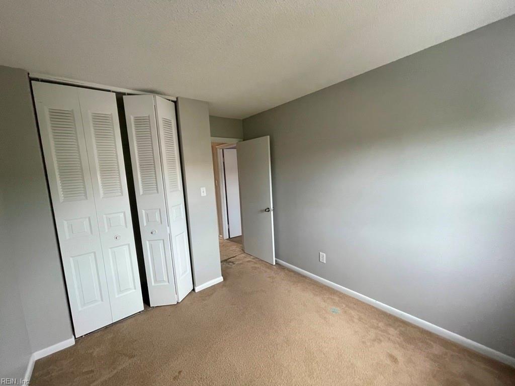 Chinaberry Ct, Virginia Beach, VA 23454
