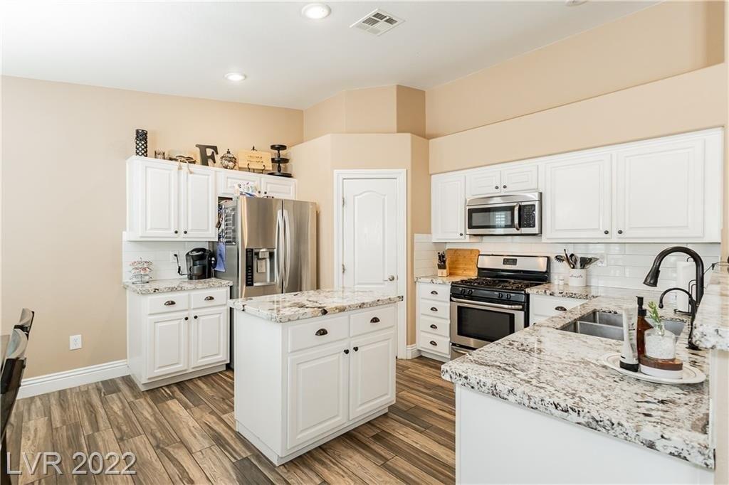 Pantego Ave, North Las Vegas, NV 89031