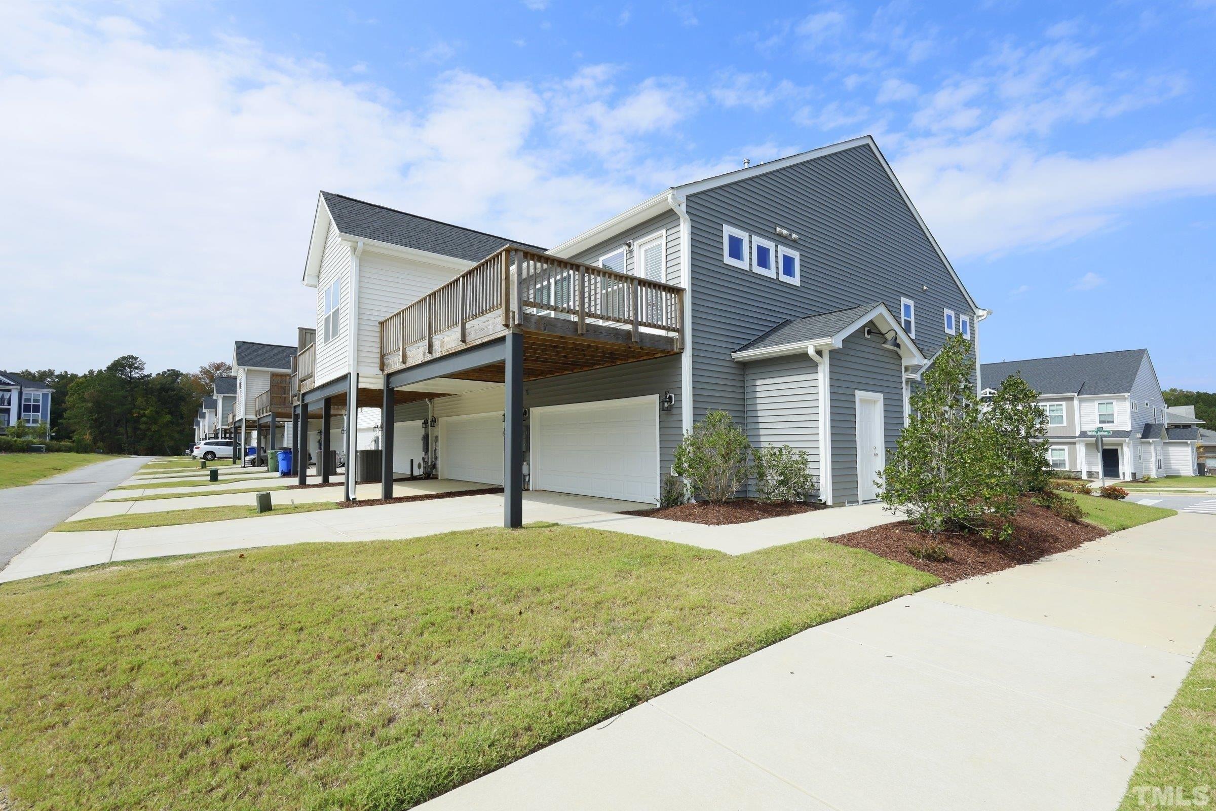 Robbie Jackson Ln, Fuquay Varina, NC 27526