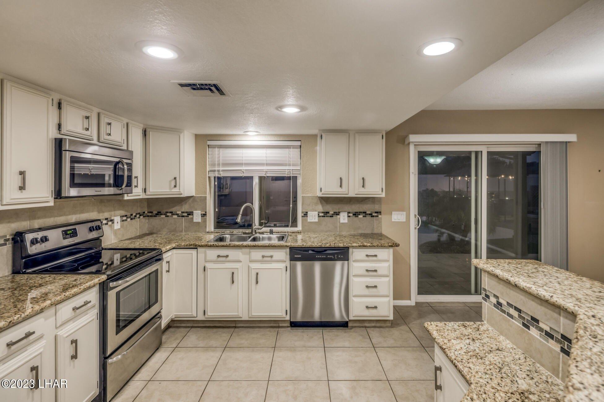 Mcculloch Blvd N, Lake Havasu City, AZ 86403