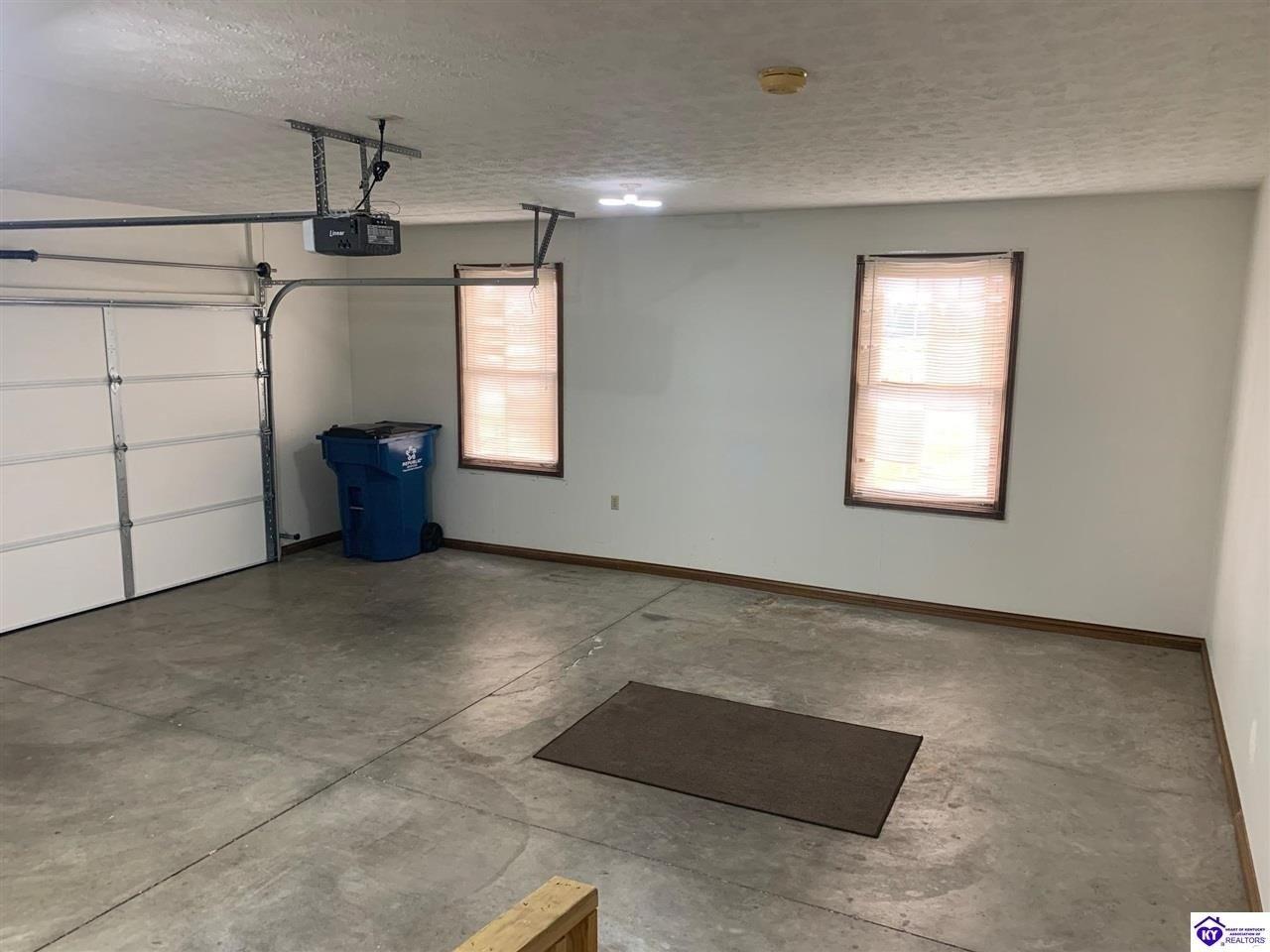 Campbellsville Rd, Hodgenville, KY 42748