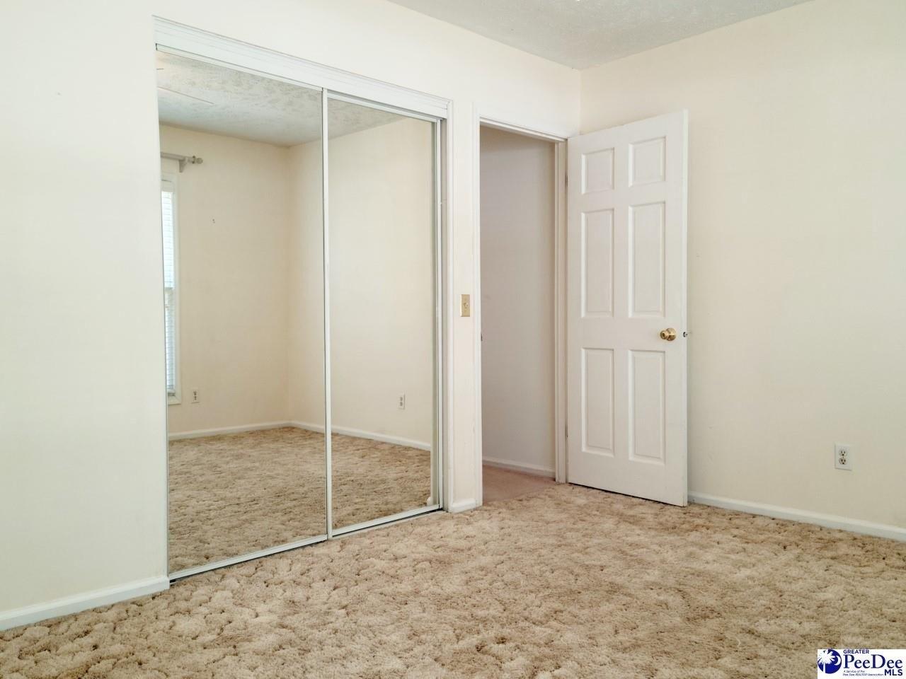 Wimbledon Ave, Florence, SC 29505