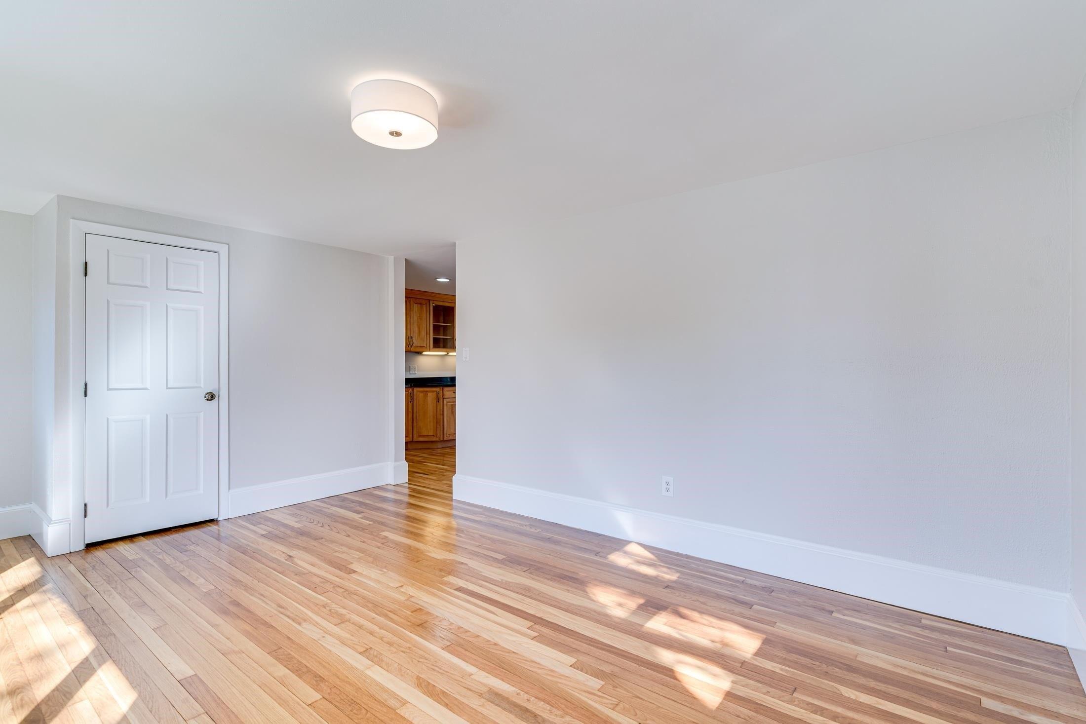 Thornton St, Portsmouth, NH 03801