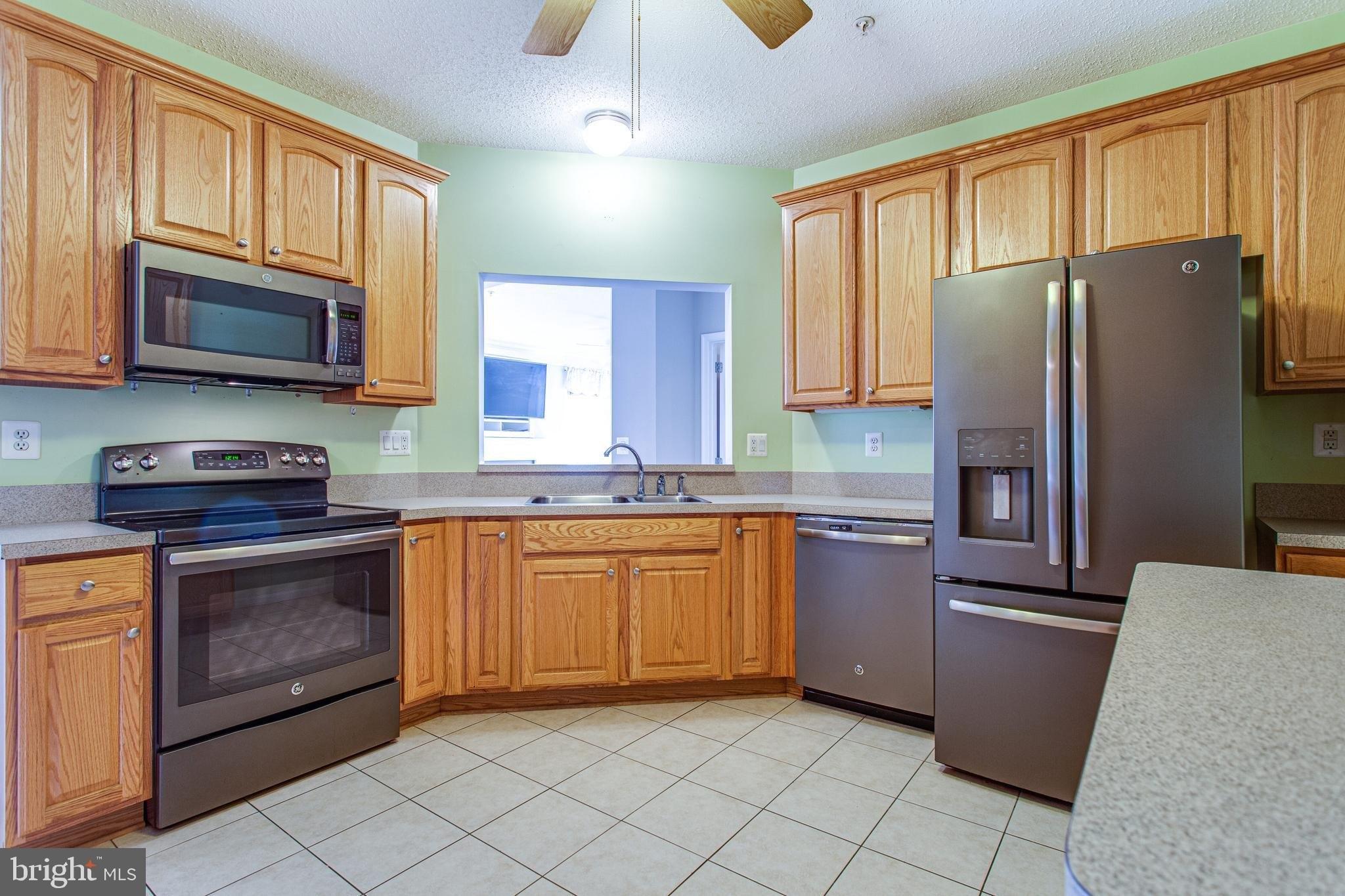 Williamsburg Cir, La Plata, MD 20646