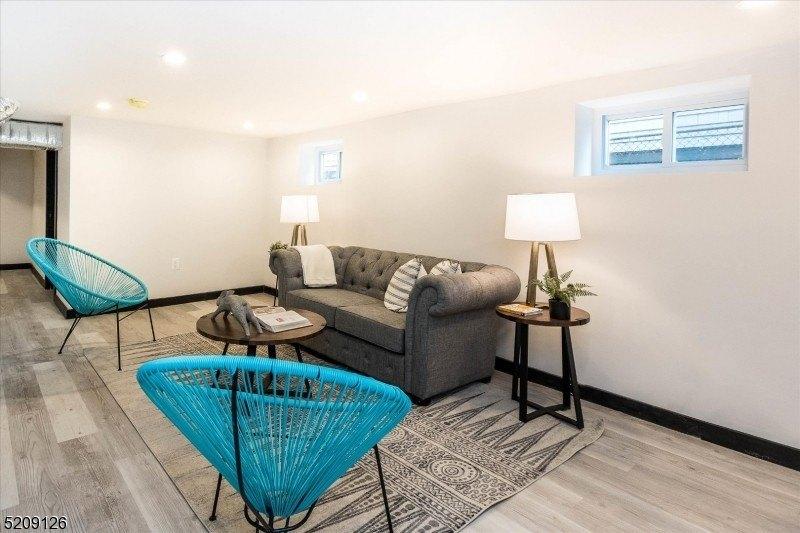 Riggs Pl, West Orange, NJ 07052