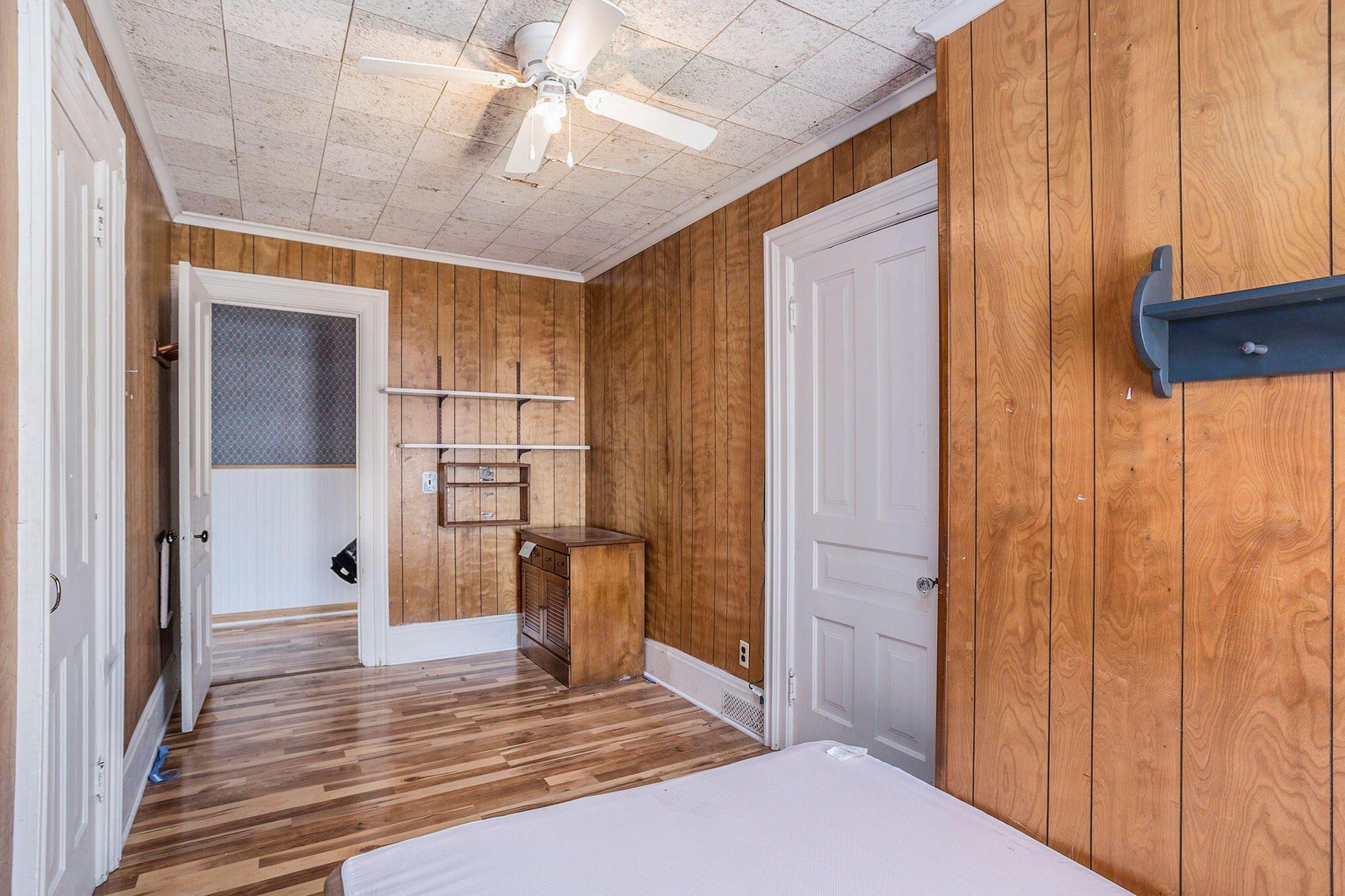 E Cass St, Albion, MI 49224