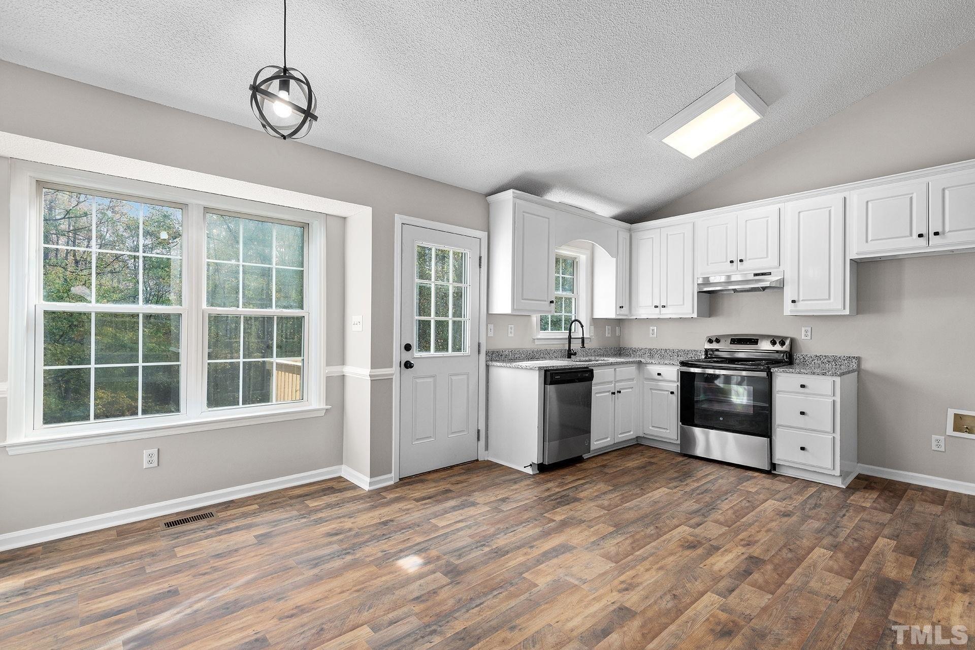 Ironwood Ln, Clayton, NC 27520