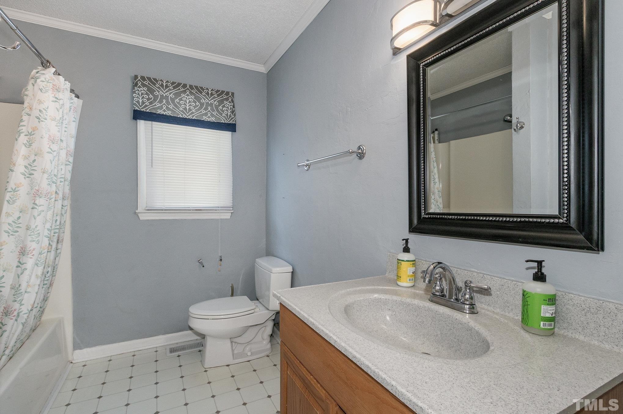 Rosewood Cir, Durham, NC 27705